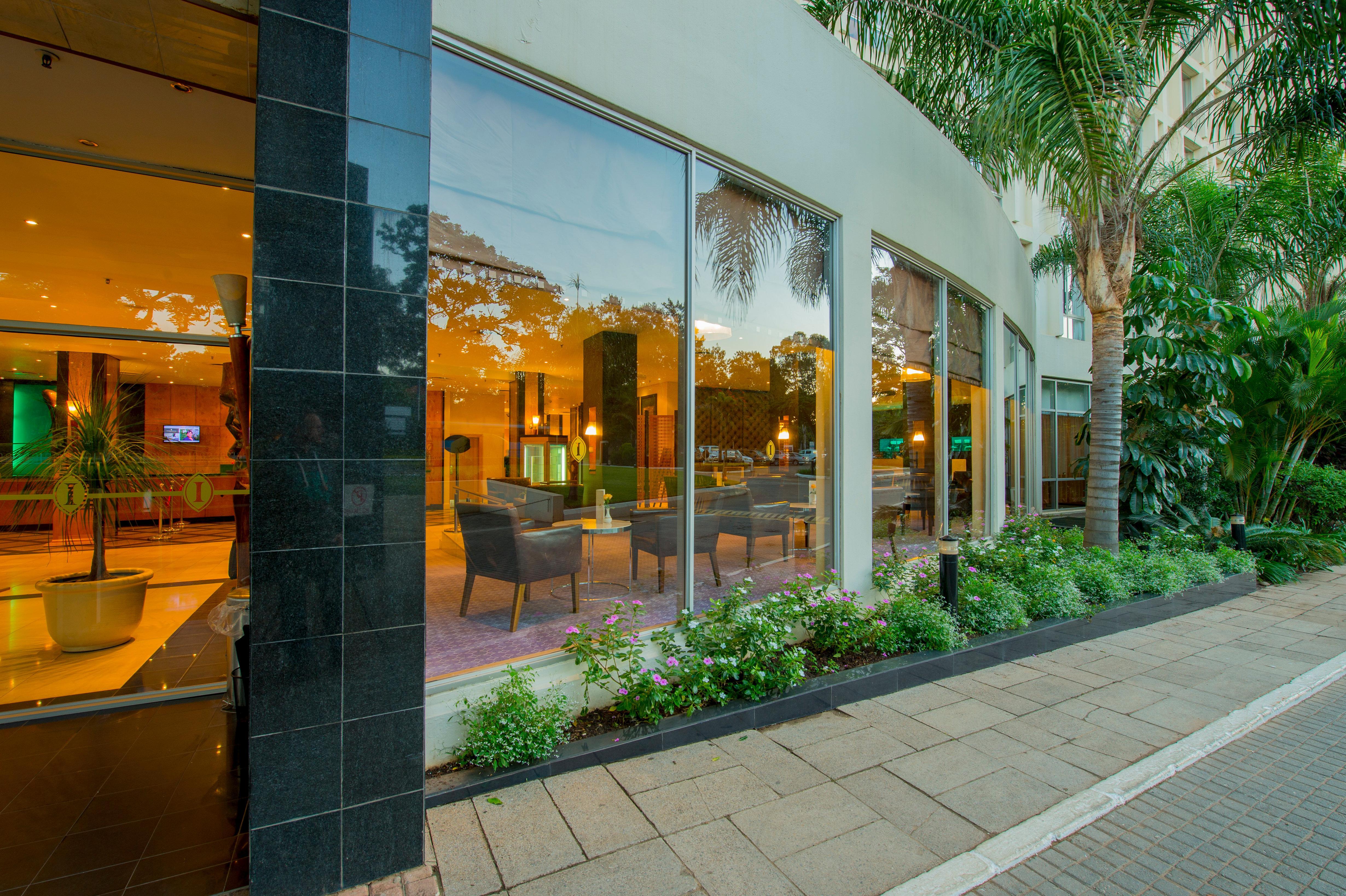 Intercontinental Lusaka By Ihg Exterior photo